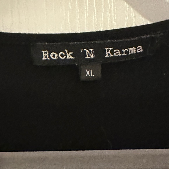 Rock ‘N Karma Vogue puff sleeve top zebra design size XL NWT - Picture 2 of 8